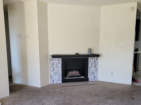 2nd image of 19 Ponce De Leon Ave