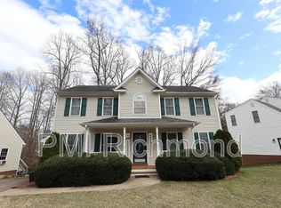 6055 Walking Path Ln, Midlothian, VA 23112