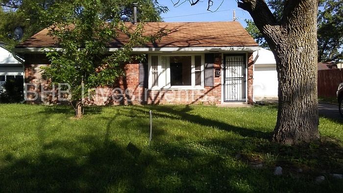 1st image of 4832 Barlow Dr