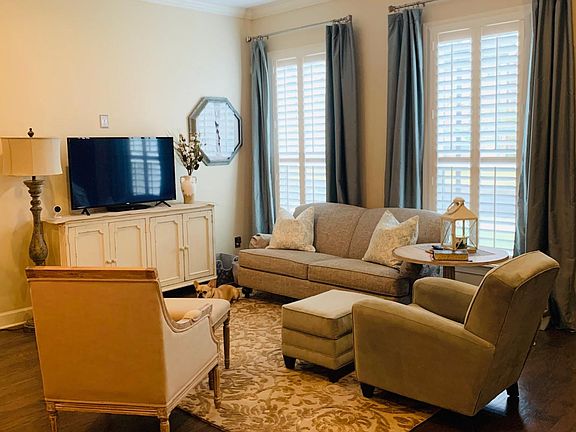 3rd image of 1401 Pinnacle Park Ln APT 704