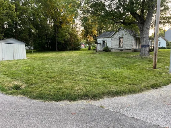 302 Dubois St, Lawrenceville, IL 62439