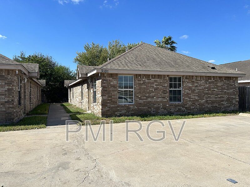 1st image of 3113 Carson St