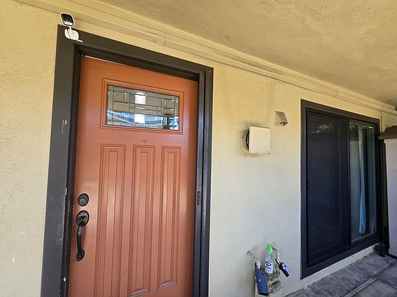 2nd image of 2103 Admiralty Ln