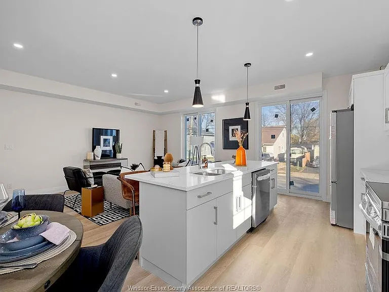 1415 Lesperance Rd #6 — Photo 18