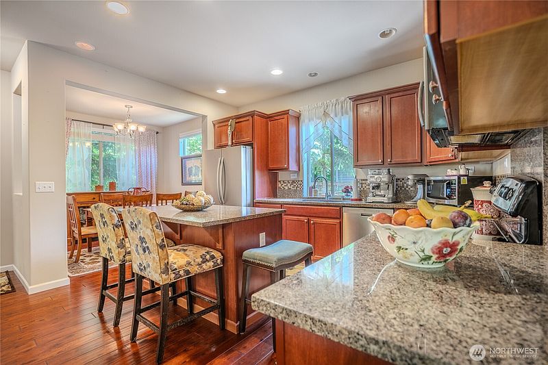 5th image of 1929 65th Avenue SE