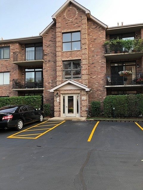 1st image of 5105 Deblin Ln APT 1C