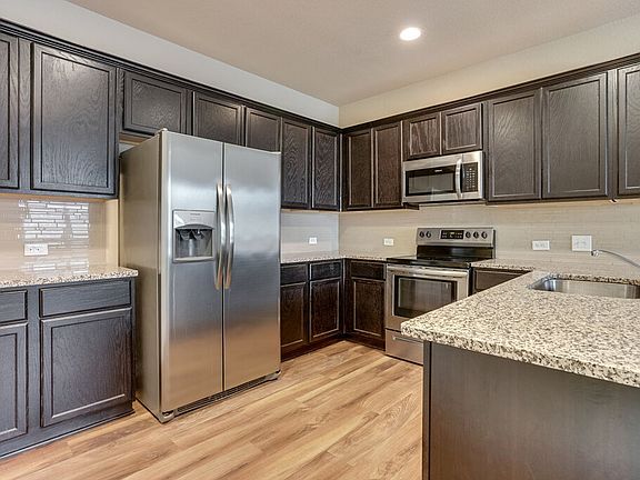 2nd image of 1701 Logan Dr Unit 34