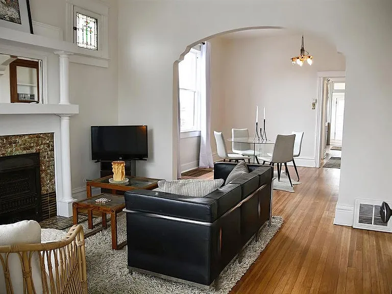 1468 N King St — Photo 5
