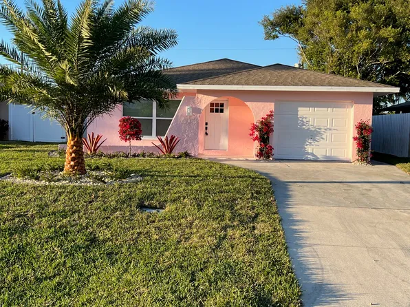 673 107th Ave N, Naples, FL 34108