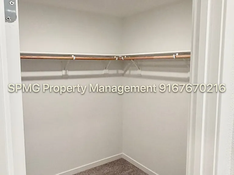 1910 Brunel St — Photo 30