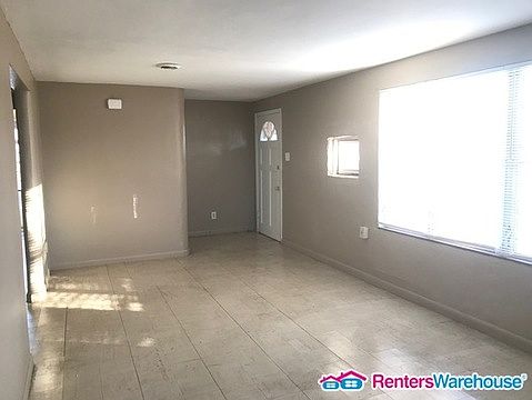 3rd image of 901 January Ave