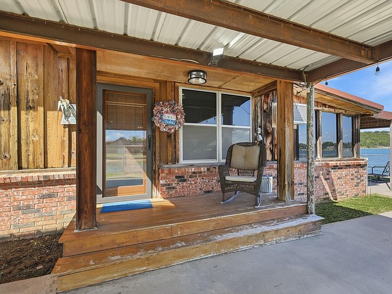 Listing photo 4