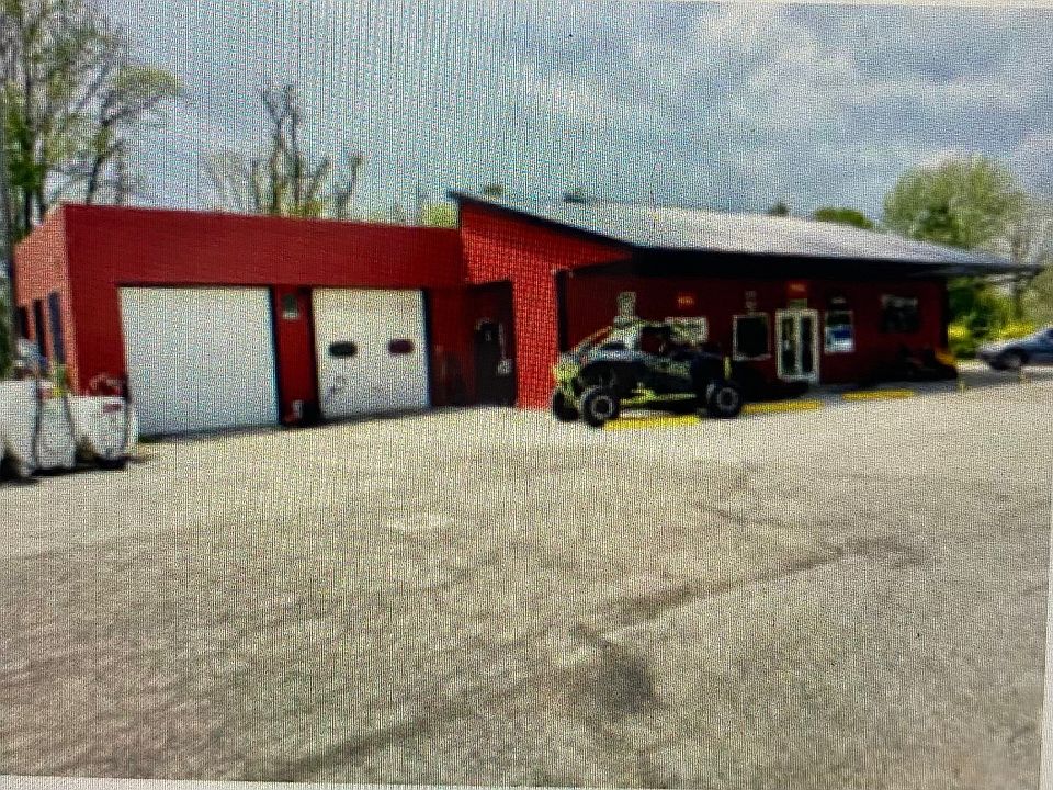 1st image of 3622 N Us Highway 41