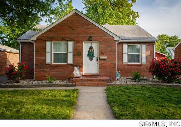 1st image of 664 Halloran Ave