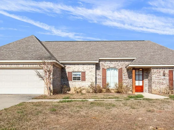 303 Creek Ct, Pearl, MS 39208