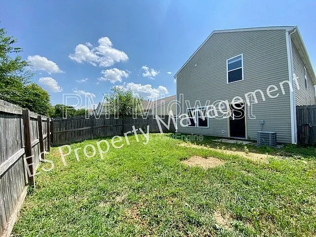 10902 Glenayr Dr — Photo 35