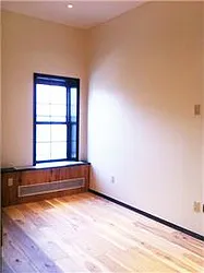 Rented by R New York