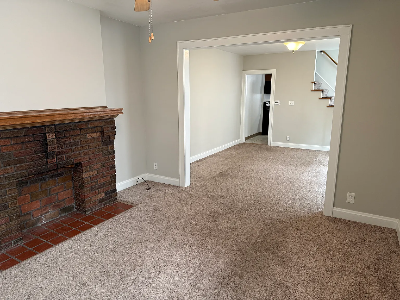 3 bed, 1200 sqft, $1,759 — Photo 4