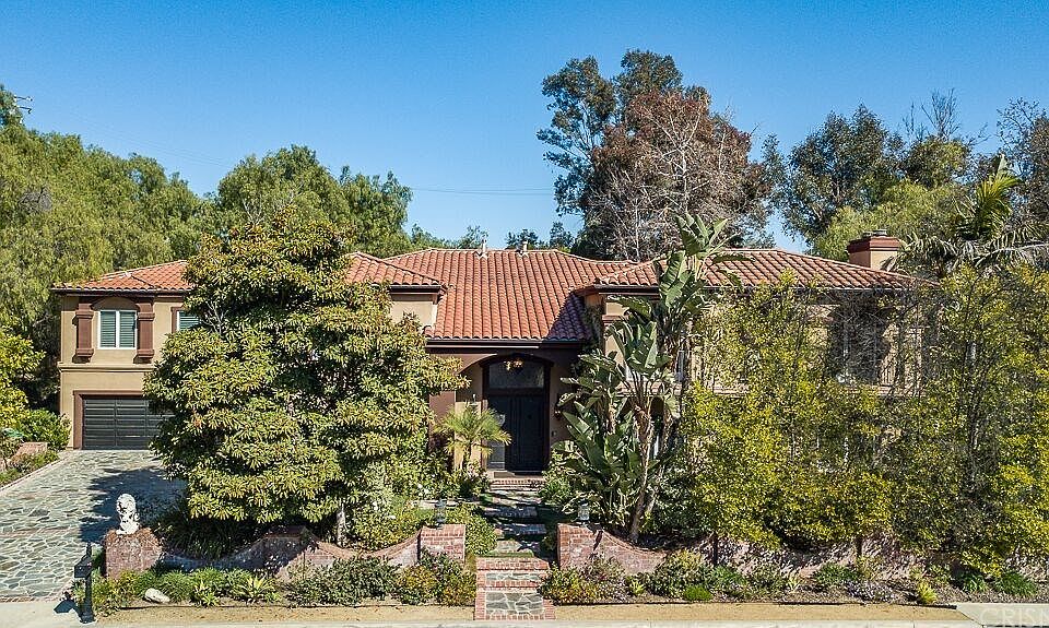 1st image of 5056 Calabasas Pkwy