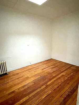 Rented by Amorelli Realty | media 14