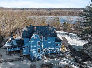 111 Read Rd, Glenmont, NY 12077