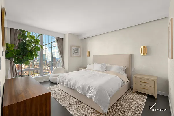 Rented by The Agency | media 35