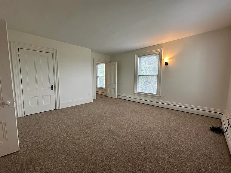 10 Rollins Rd — Photo 5