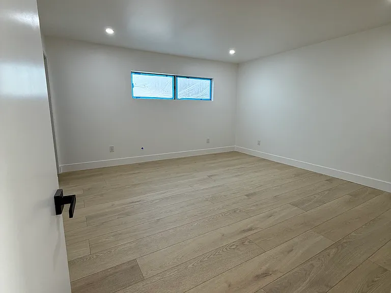3220 W 132nd St — Photo 17