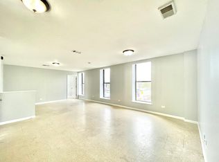 2 N State St #2F, Elgin, IL 60123