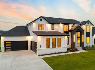 3513 S 221st St, Elkhorn, NE 68022