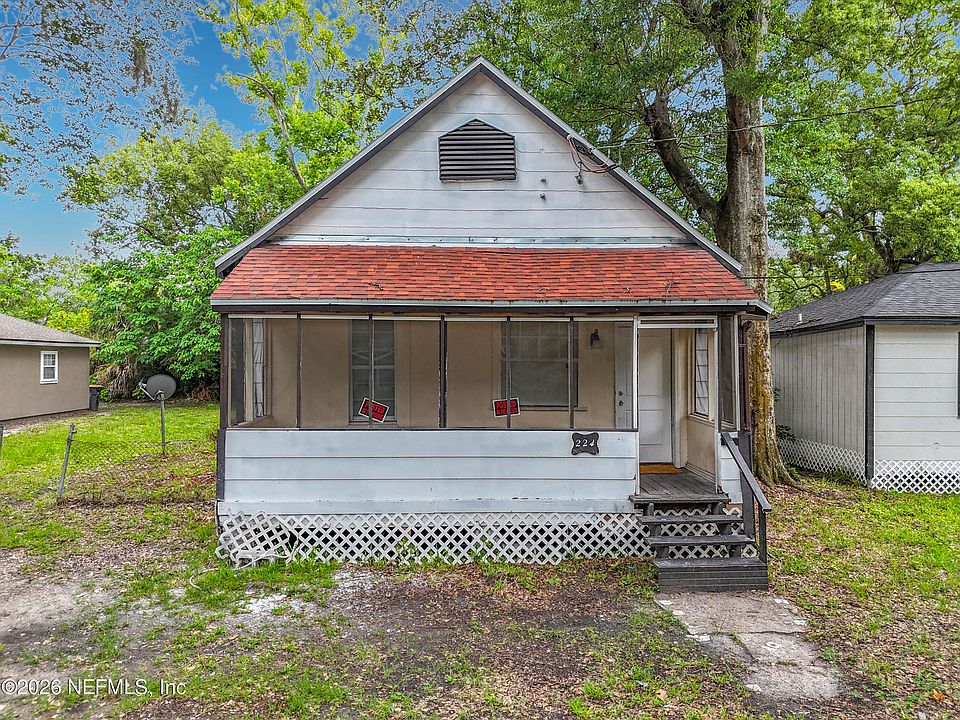 1st image of 224 SPRING Street