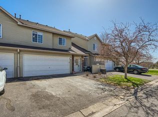 2352 Oakridge Cir, Hudson, WI 54016