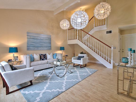 4th image of 808 Corvus Ln