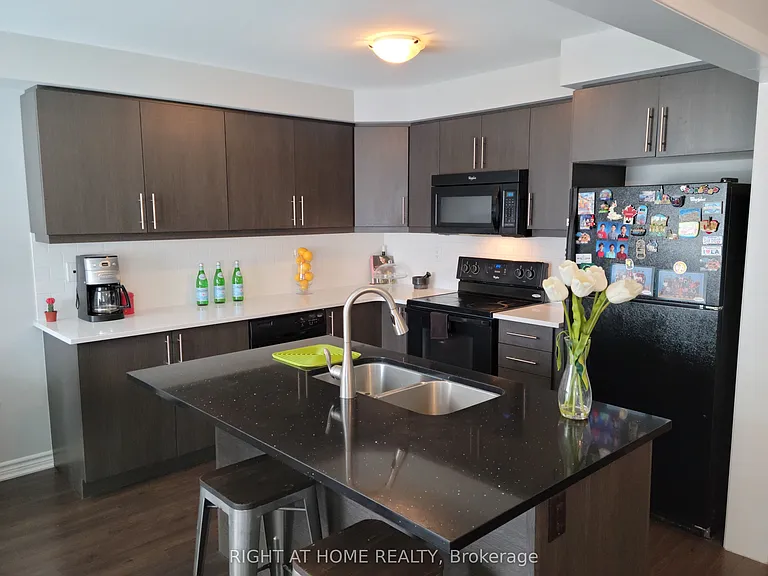 1650 Copeland Cir — Photo 9