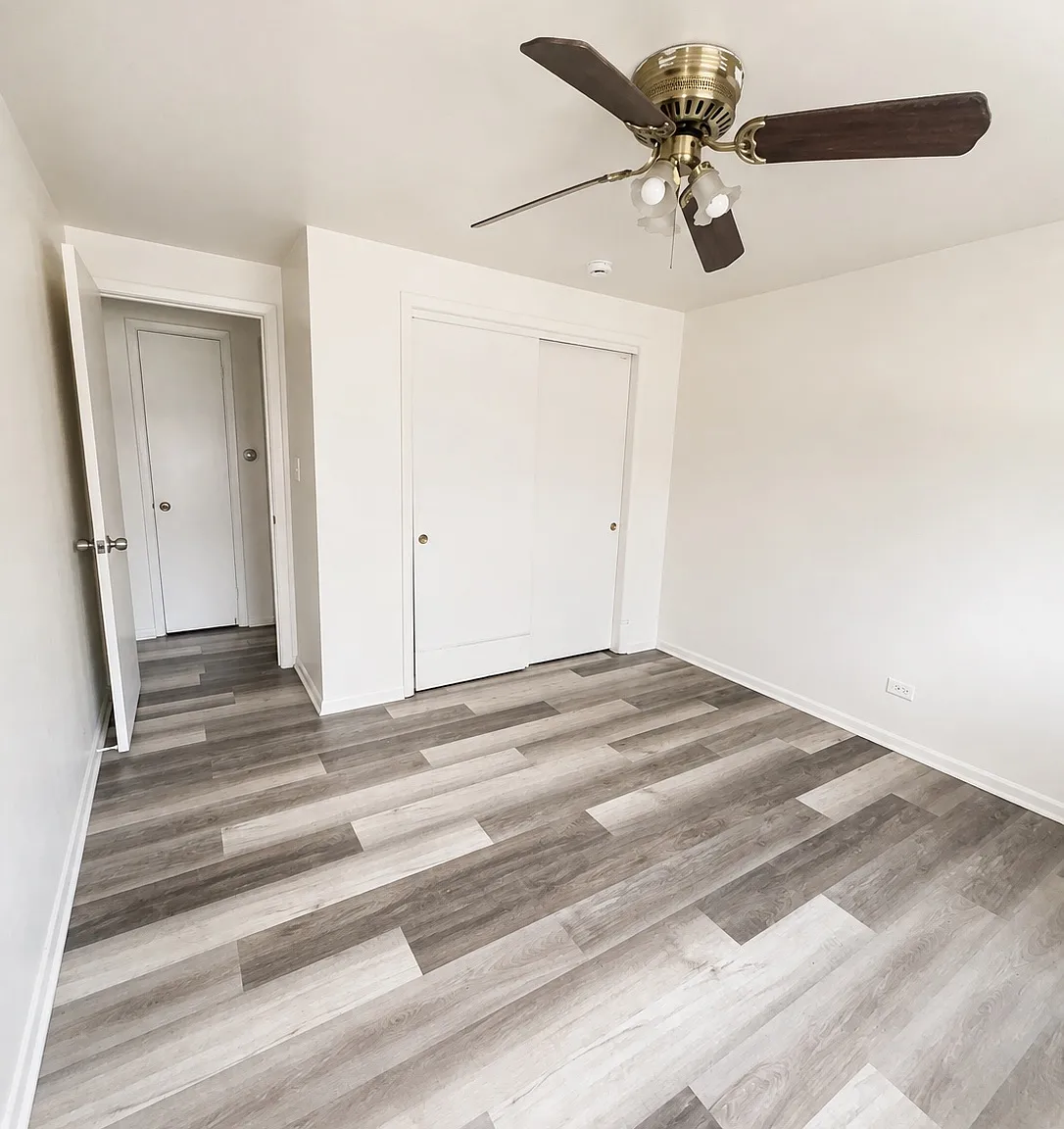 1 bed, 650 sqft, $1,350 — Photo 3