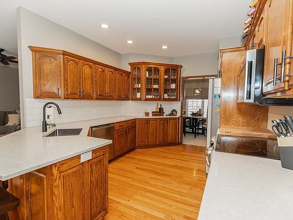 5th image of 2539 Aberdeen Ln