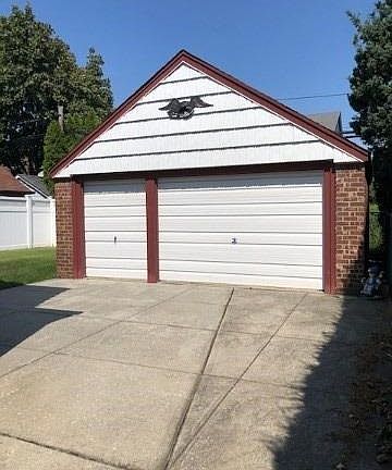 3rd image of 84-61 251st St