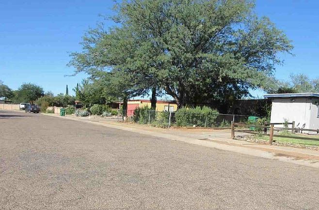 2nd image of 4873 W De La Canoa Dr