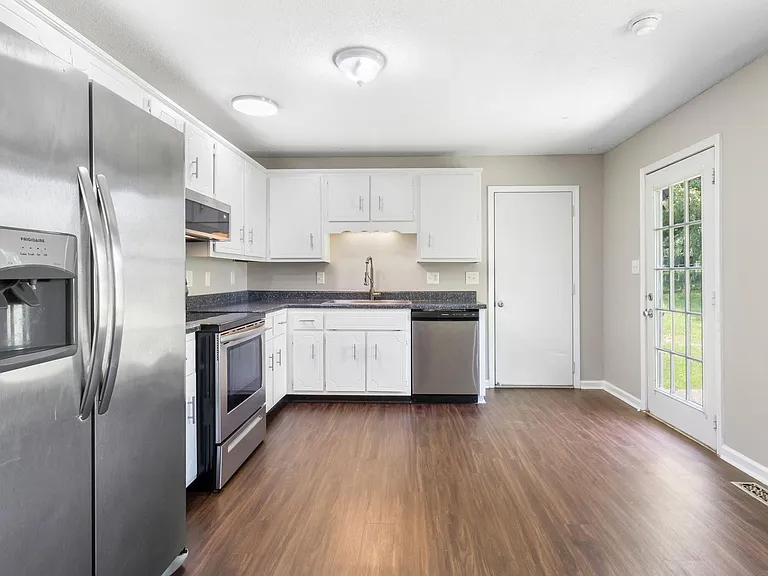 203 Quail Ridge Rd — Photo 12