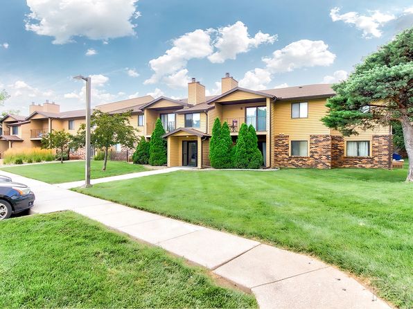 Oakwood Trail Apartments | 11724 Norwick Plz, Omaha, NE