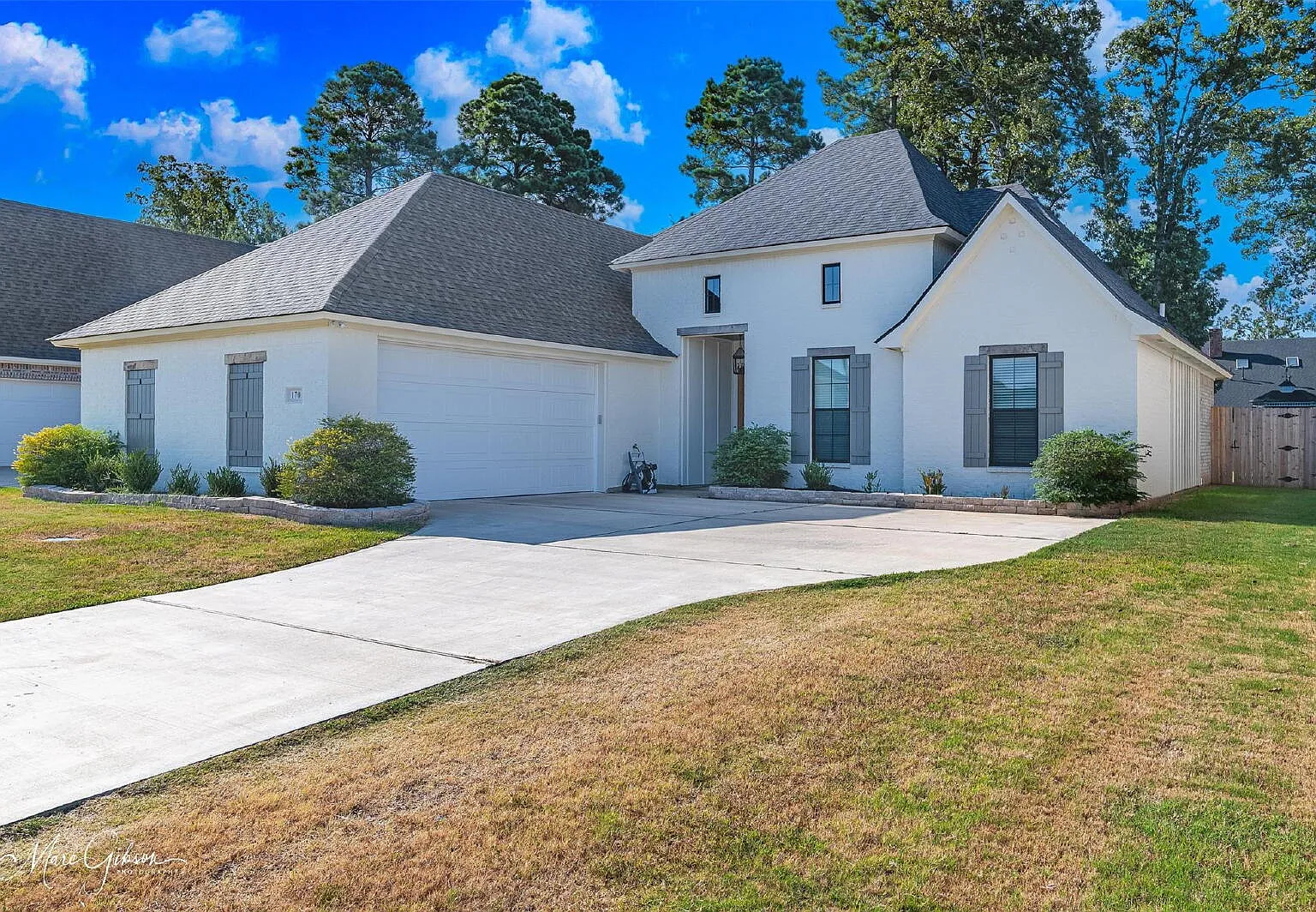 4 bed, 2.0 bath, 2073 sqft, $2,600 — Photo 1