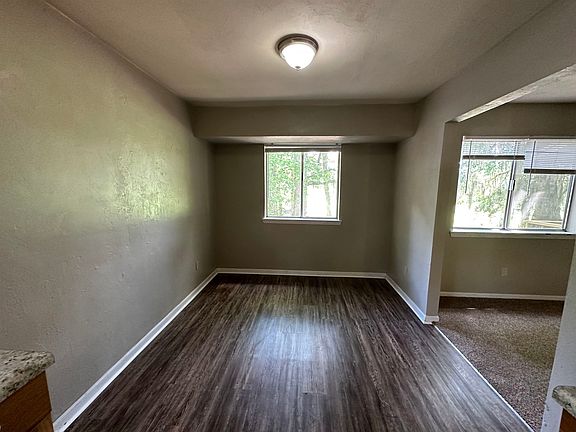 5th image of 1411 Shallow Brk APT D