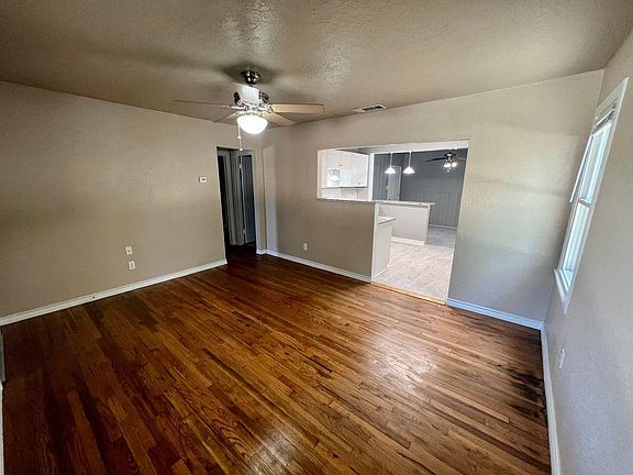 5th image of 5621 Watters Pl
