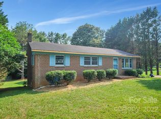 227 New Hope Rd, Lawndale, NC 28090