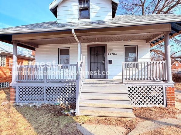19704 Greeley St
