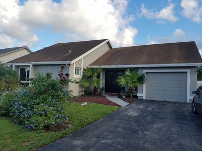 8400 NW 7th Ct, Hollywood, FL, 33024