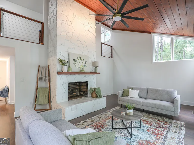 212 Southland Dr — Photo 38