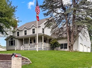 42 Lakeview Dr, Wolcott, CT 06716
