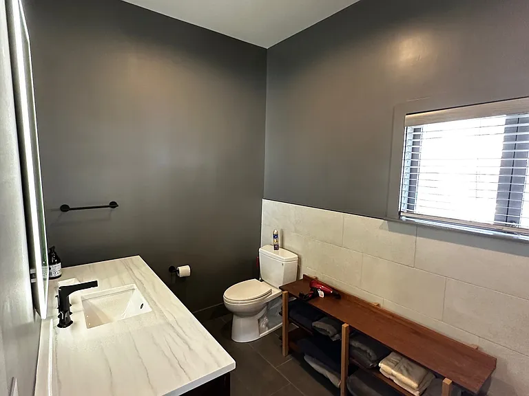 527 N. College Ave — Photo 11