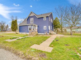 402 E Main St, La Crosse, IN 46348